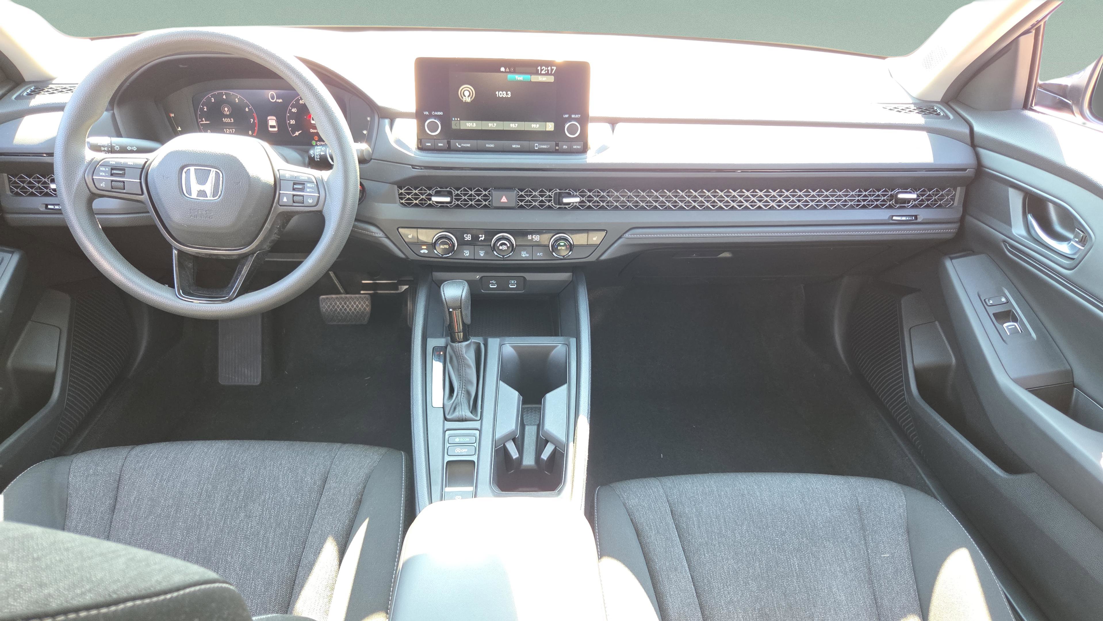 Used 2023 Honda Accord EX image 15