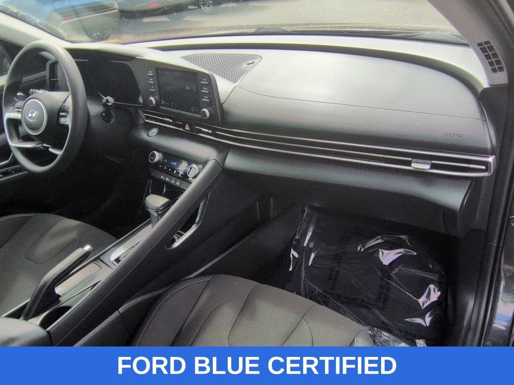 Used 2023 Hyundai Elantra SEL FWD image 28