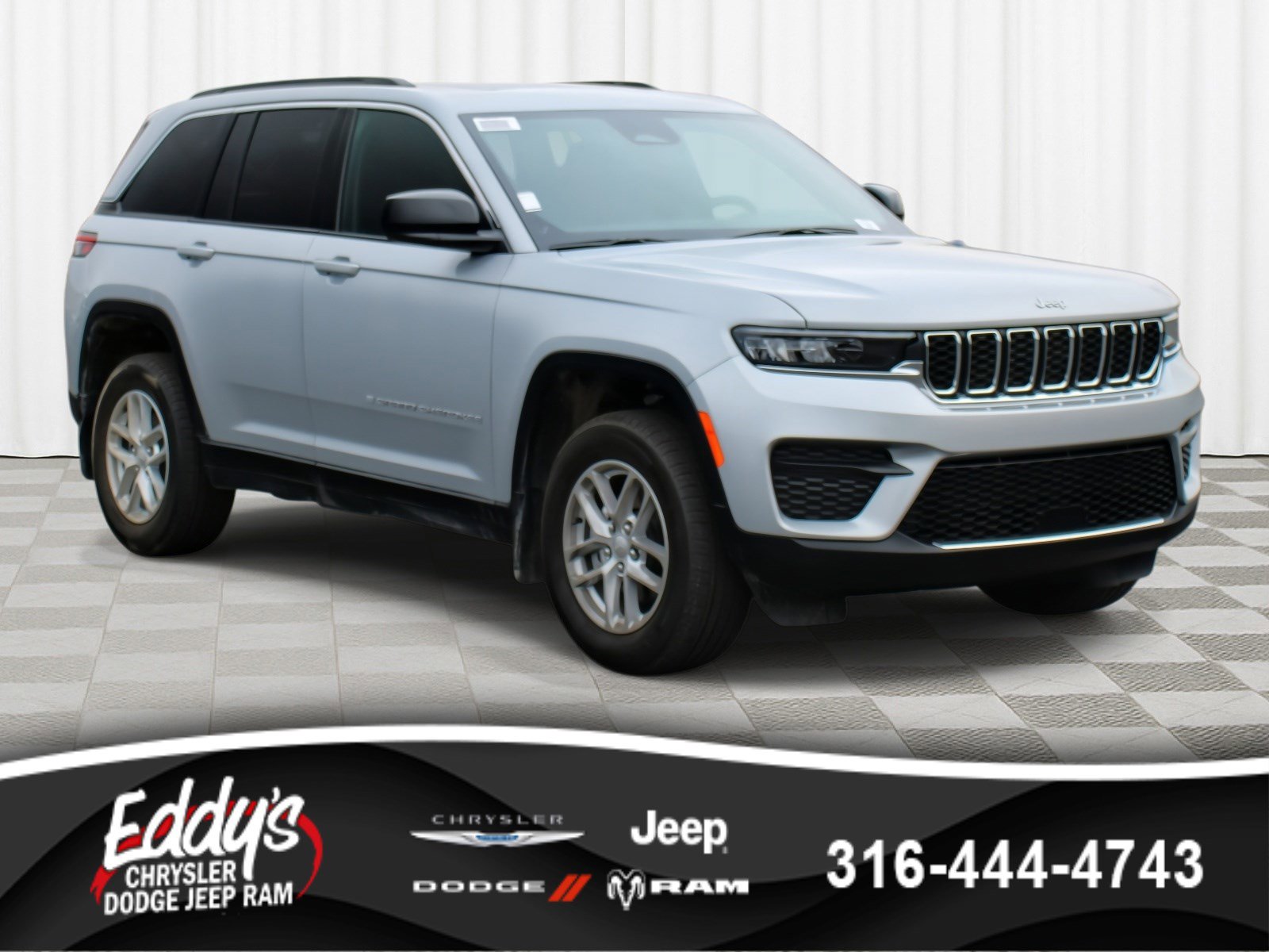 New 2025 Jeep Grand Cherokee Laredo X w/ Luxury Tech Group I image 1