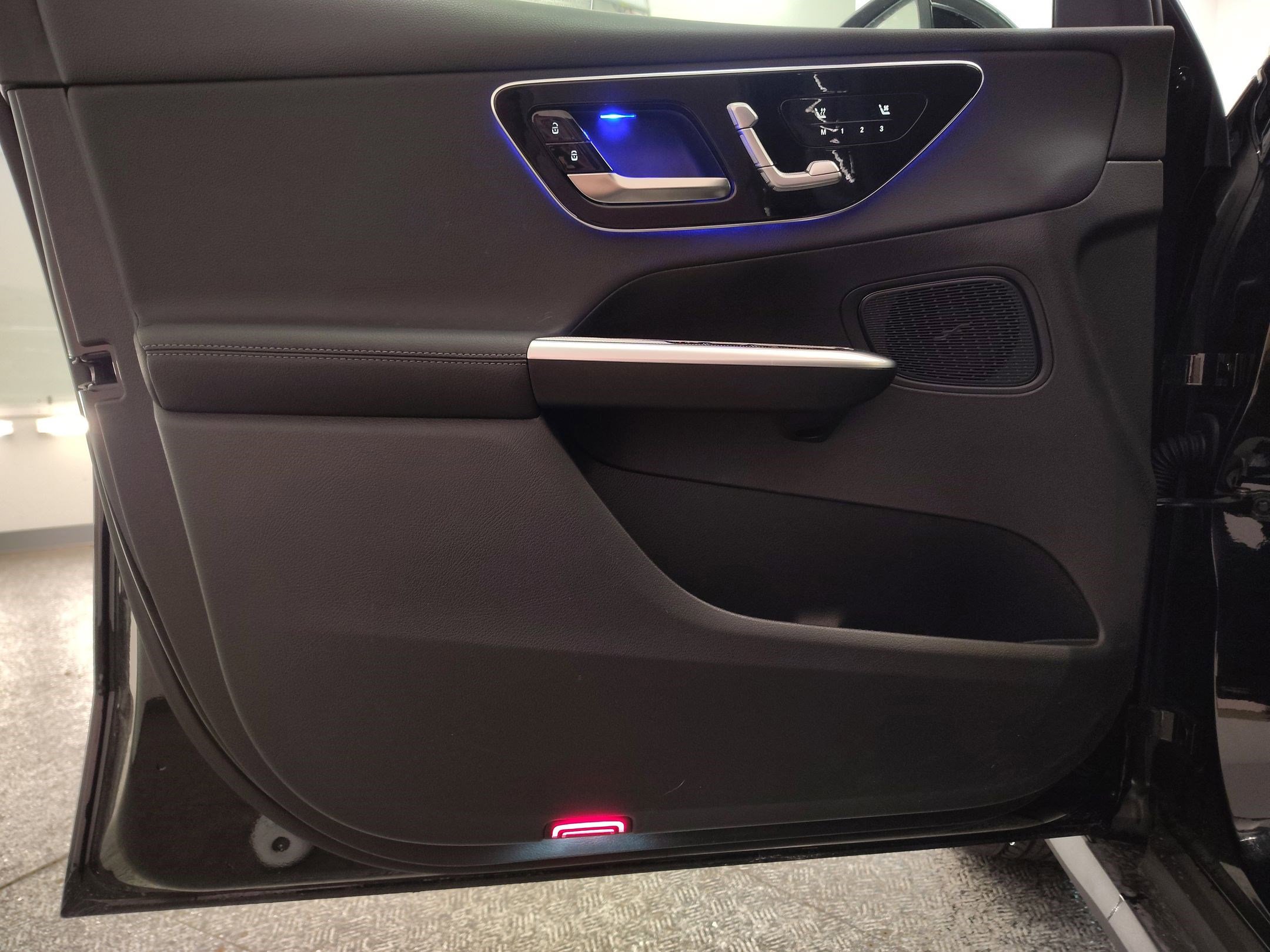 Certified 2026 Mercedes-Benz GLC 300 image 13