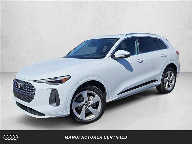 Certified 2025 Audi Q5 Premium Plus w/ Premium Plus AWD/4WD image 1