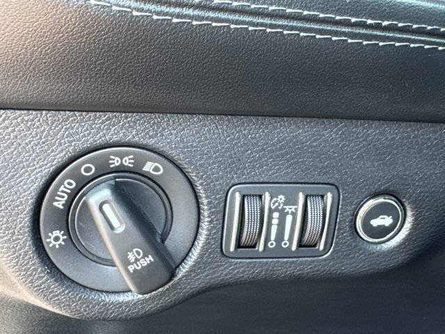 Used 2023 Dodge Challenger R/T w/ Plus Package RWD image 28