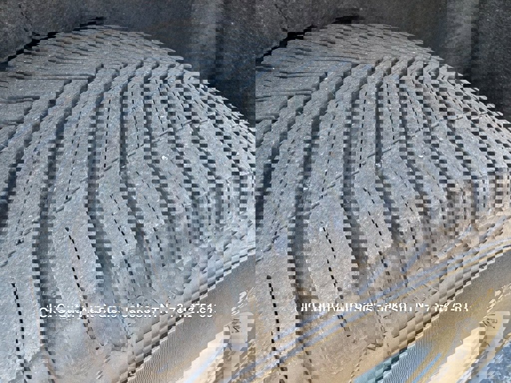 Used 2020 Buick Enclave Essence image 14