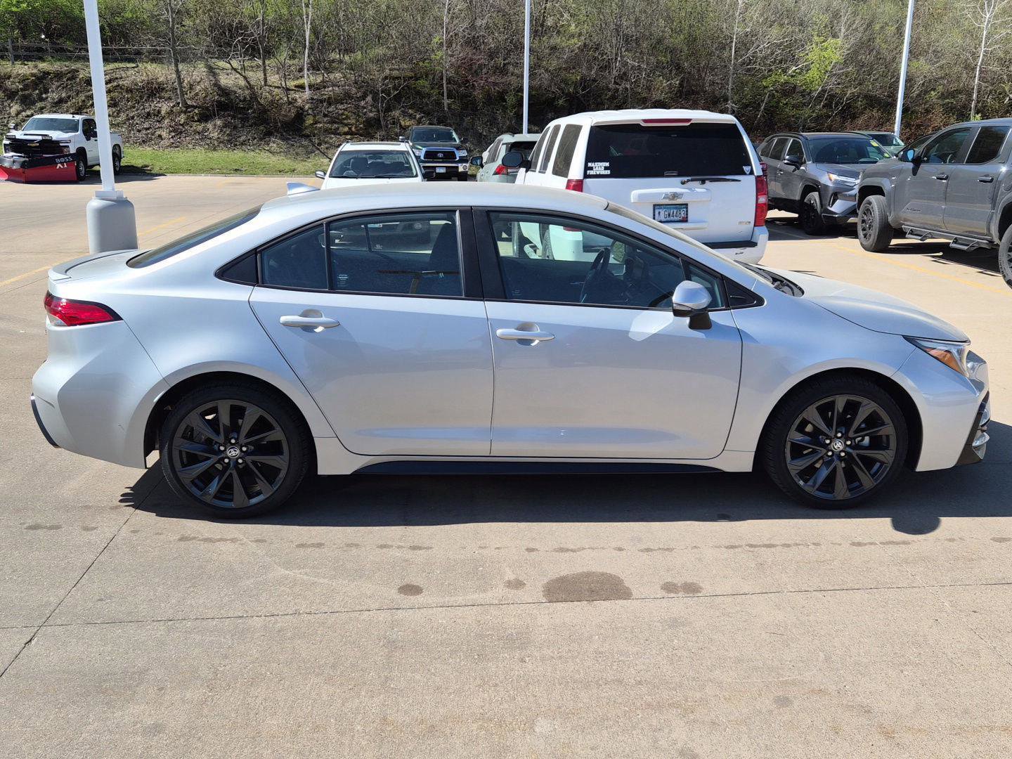 Used 2023 Toyota Corolla SE image 15