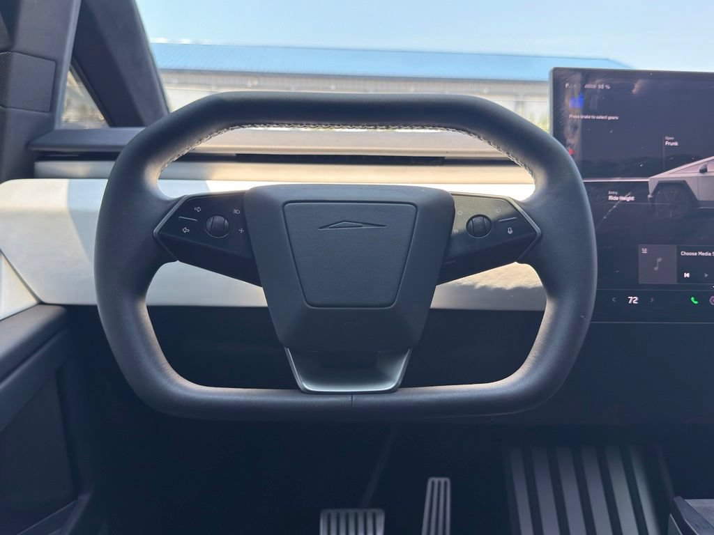 Used 2024 Tesla Cybertruck AWD Crew Cab image 14