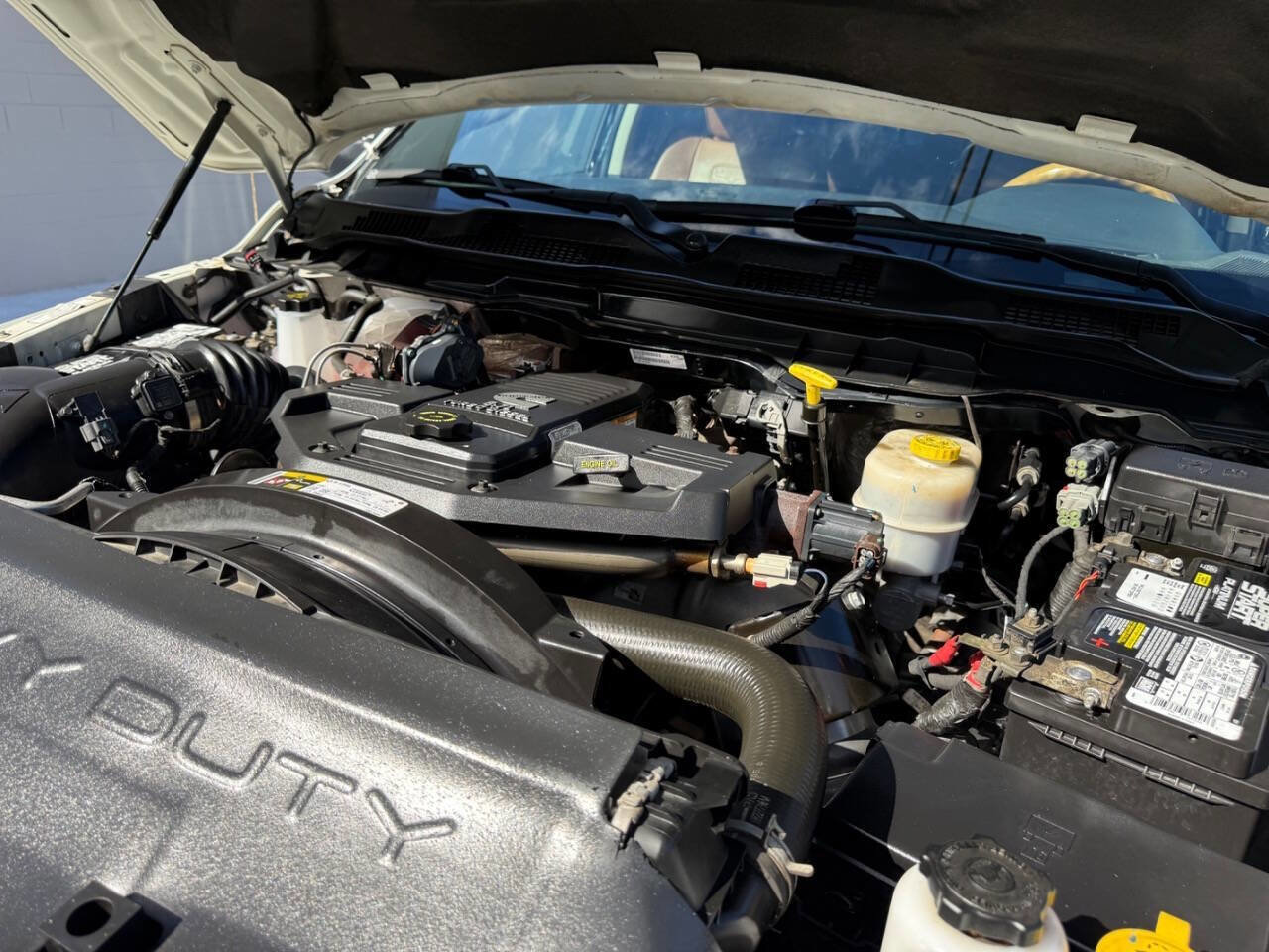 Used 2016 RAM 3500 Laramie Longhorn image 55
