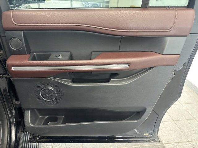 Used 2024 Ford Expedition Max Limited image 14