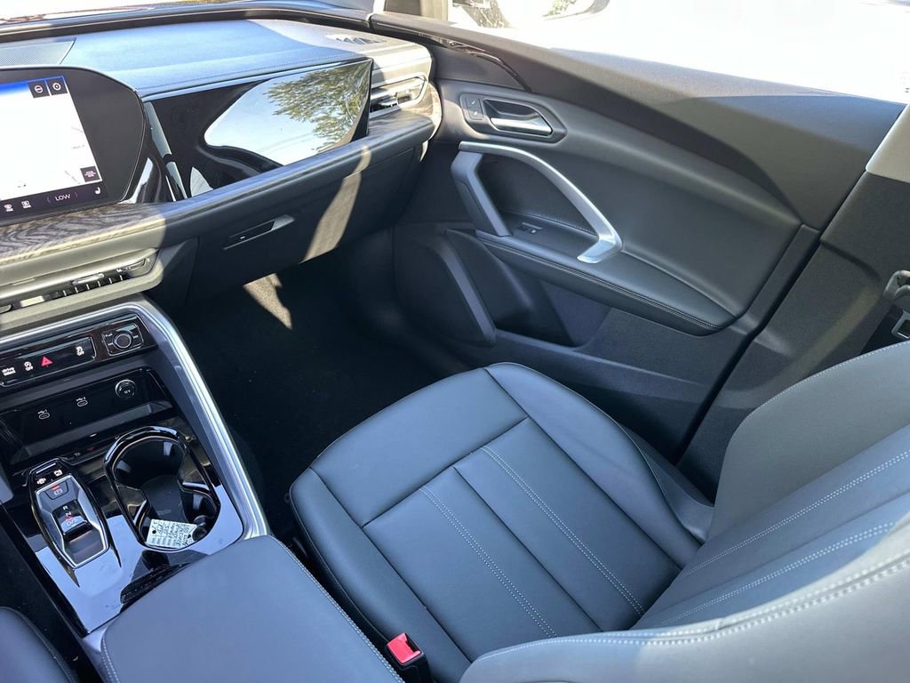 New 2025 Audi Q5 Premium image 30