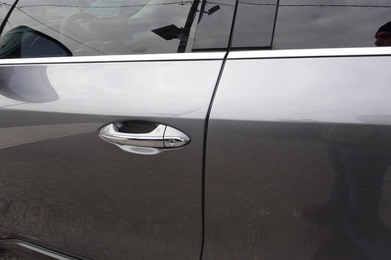 Used 2023 INFINITI QX60 Luxe image 16