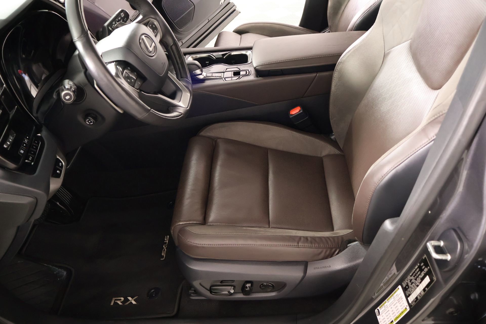 Used 2024 Lexus RX 350 w/ Convenience Package image 11