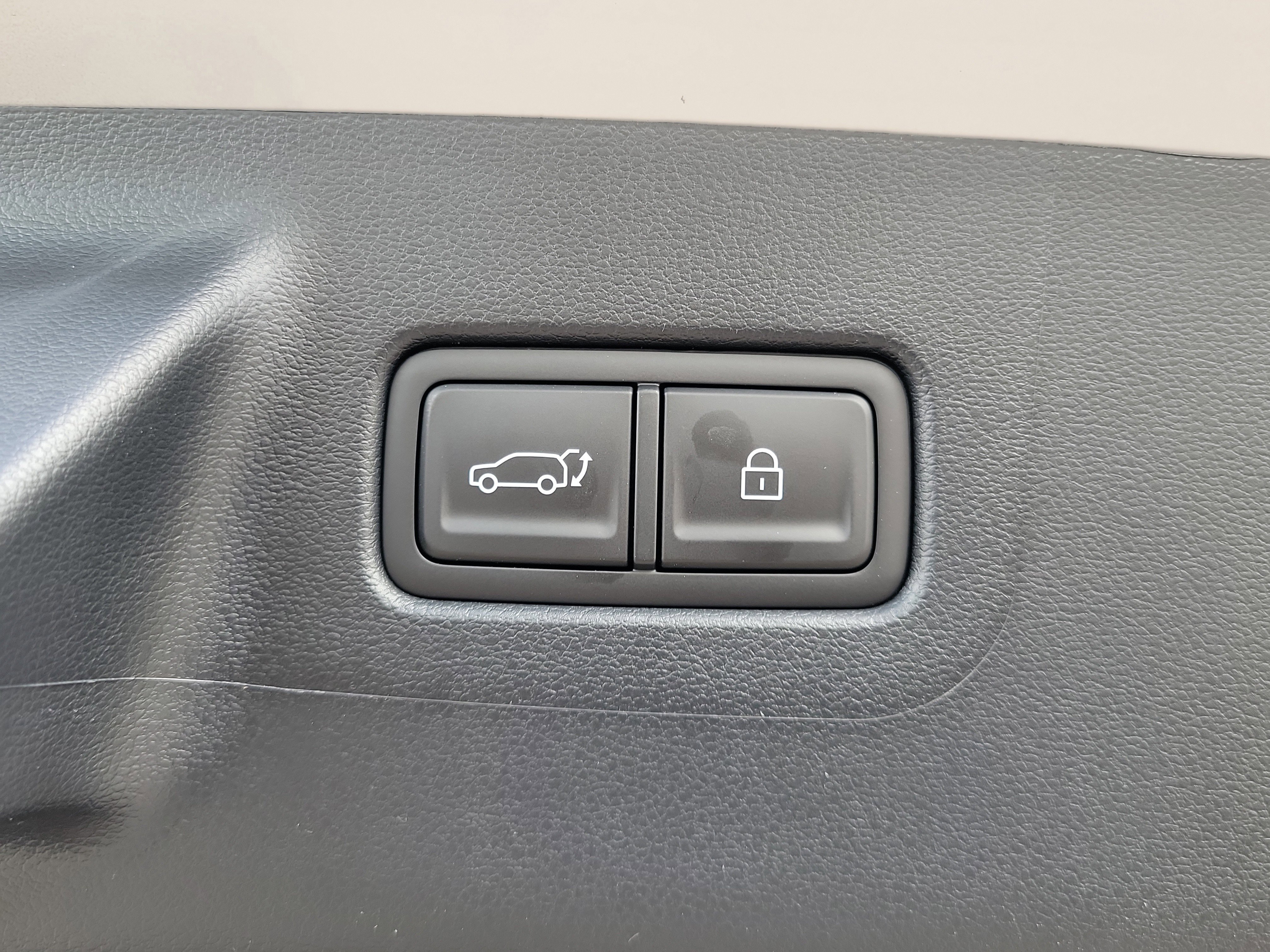 New 2026 Hyundai Santa Fe SE image 7