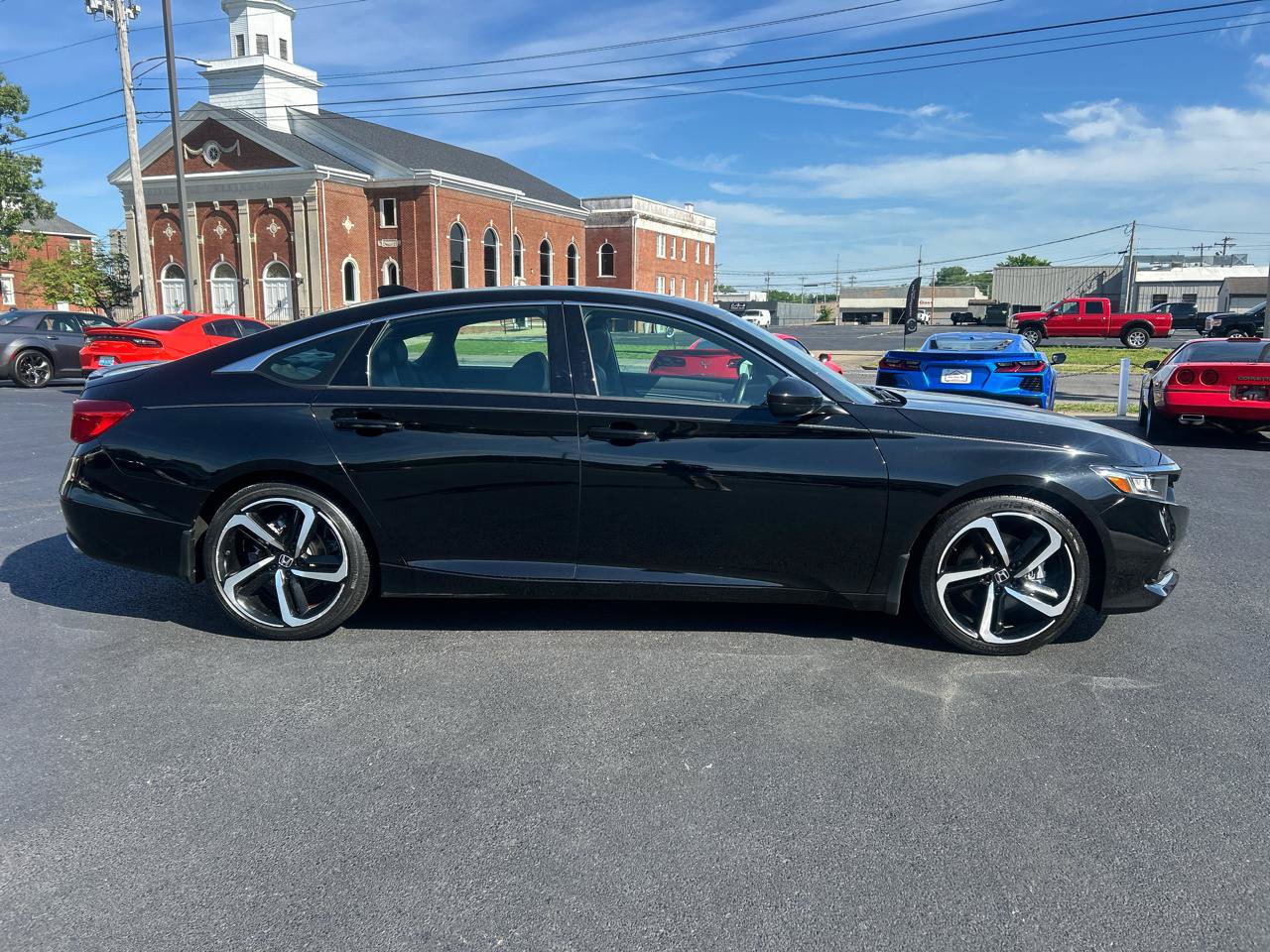 Used 2022 Honda Accord Sport image 4