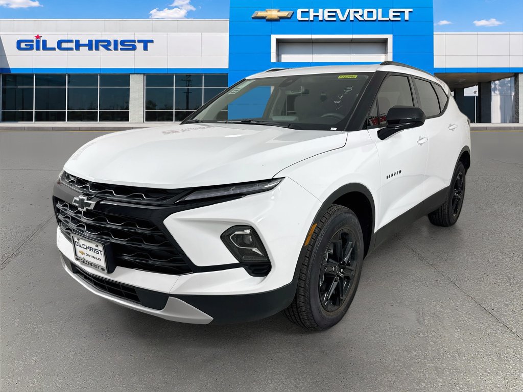 New 2026 Chevrolet Blazer LT w/ Convenience Package FWD image 4