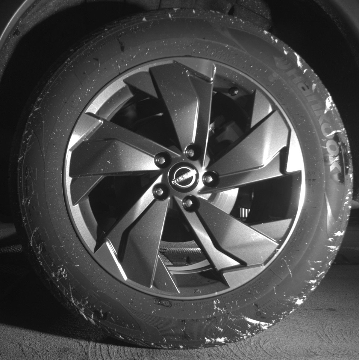 Used 2025 Nissan Rogue SV image 14