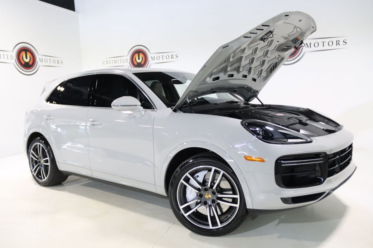 Used 2020 Porsche Cayenne Turbo AWD/4WD image 41