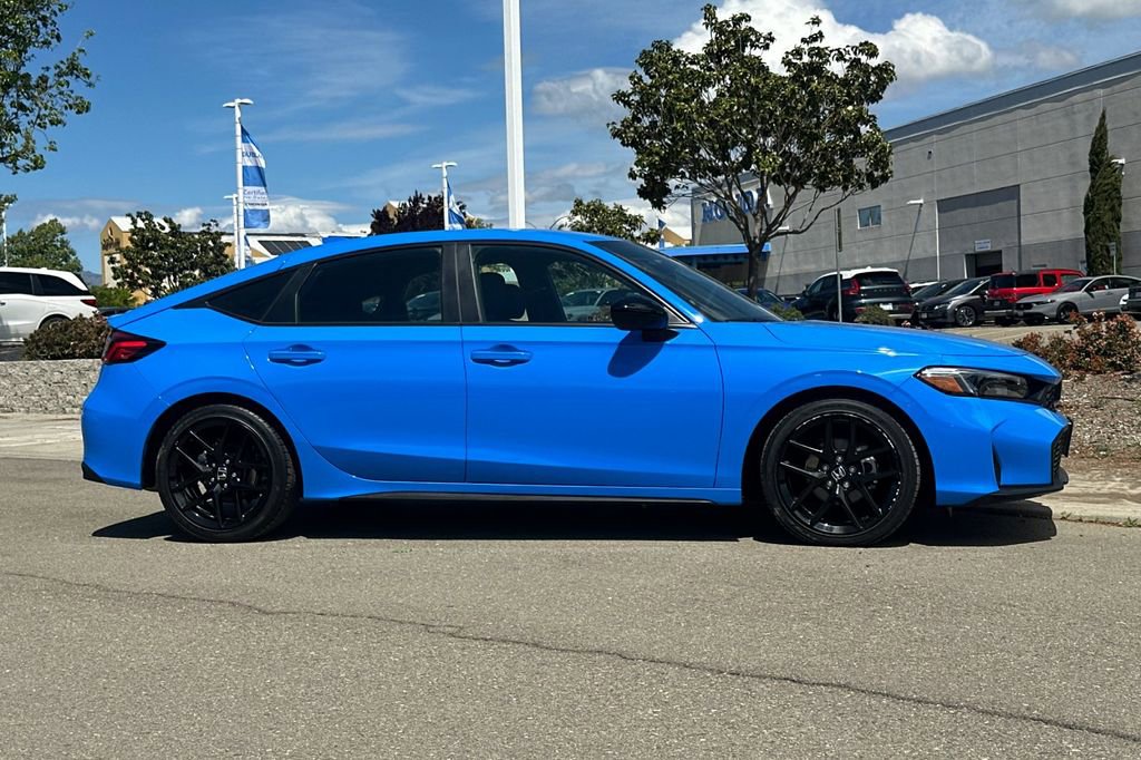 Certified 2025 Honda Civic Sport image 3