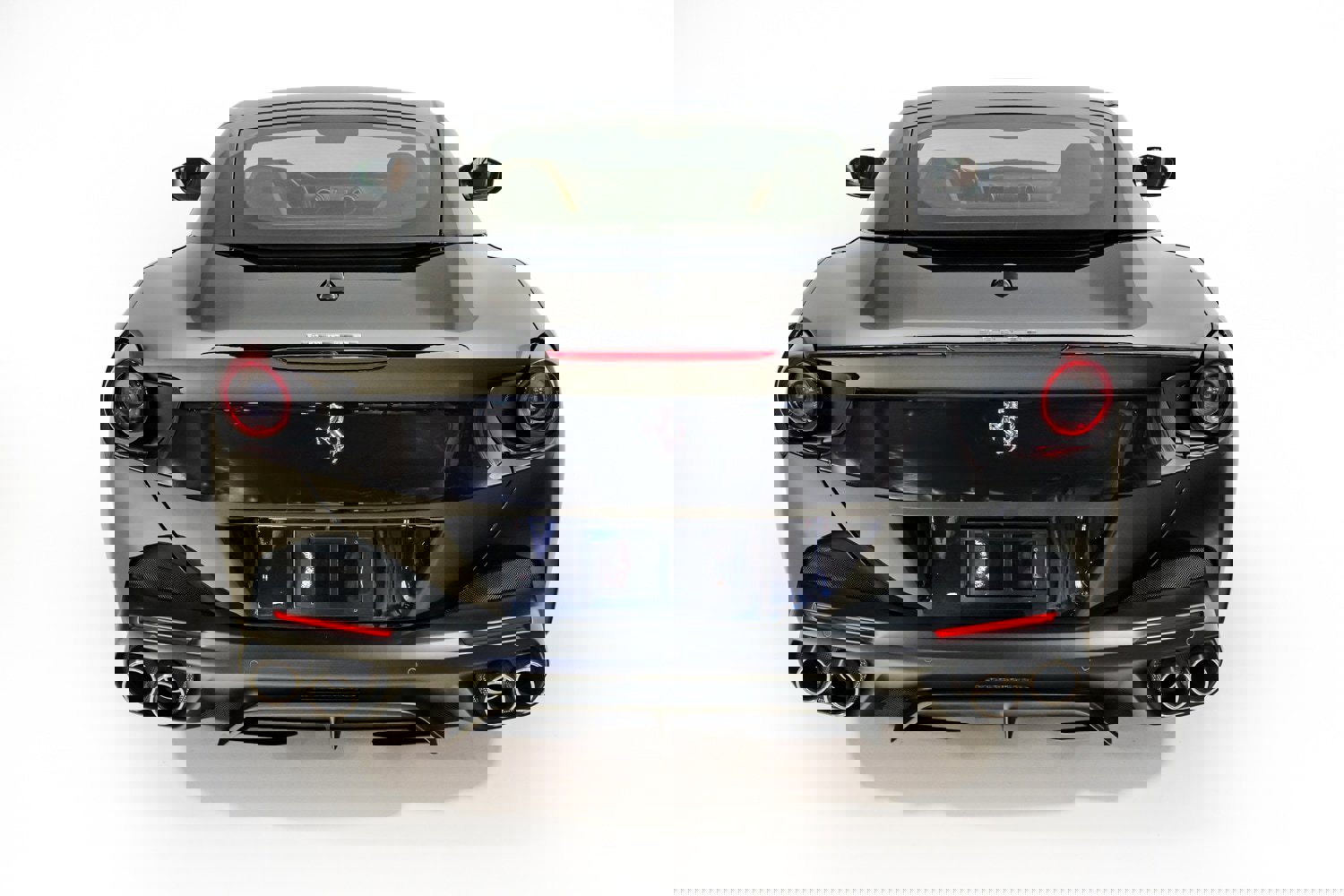 Used 2020 Ferrari Portofino image 7