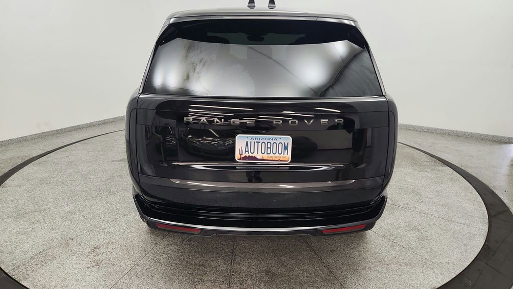Used 2025 Land Rover Range Rover SE AWD/4WD image 18