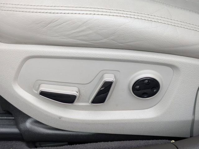 Used 2018 Genesis G80 3.8 image 18