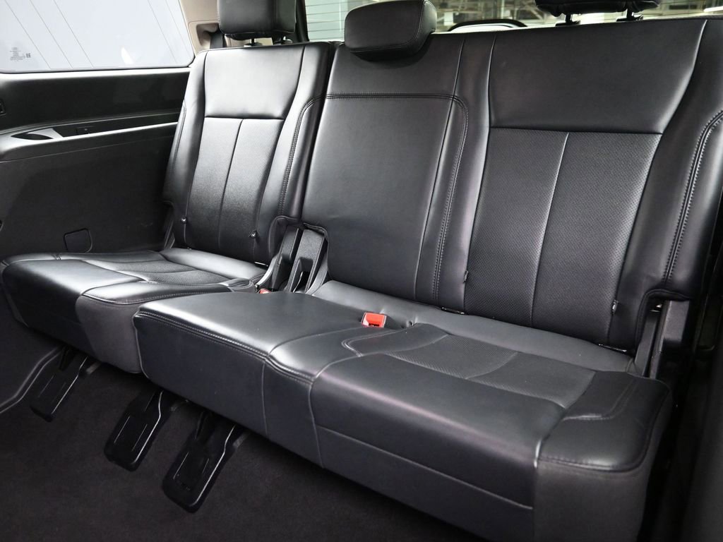Used 2024 Ford Expedition XLT image 12