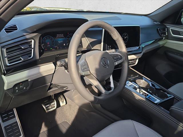 New 2026 Volkswagen Atlas Cross Sport SEL R-Line image 5