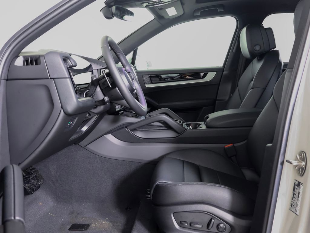 New 2026 Porsche Cayenne image 5