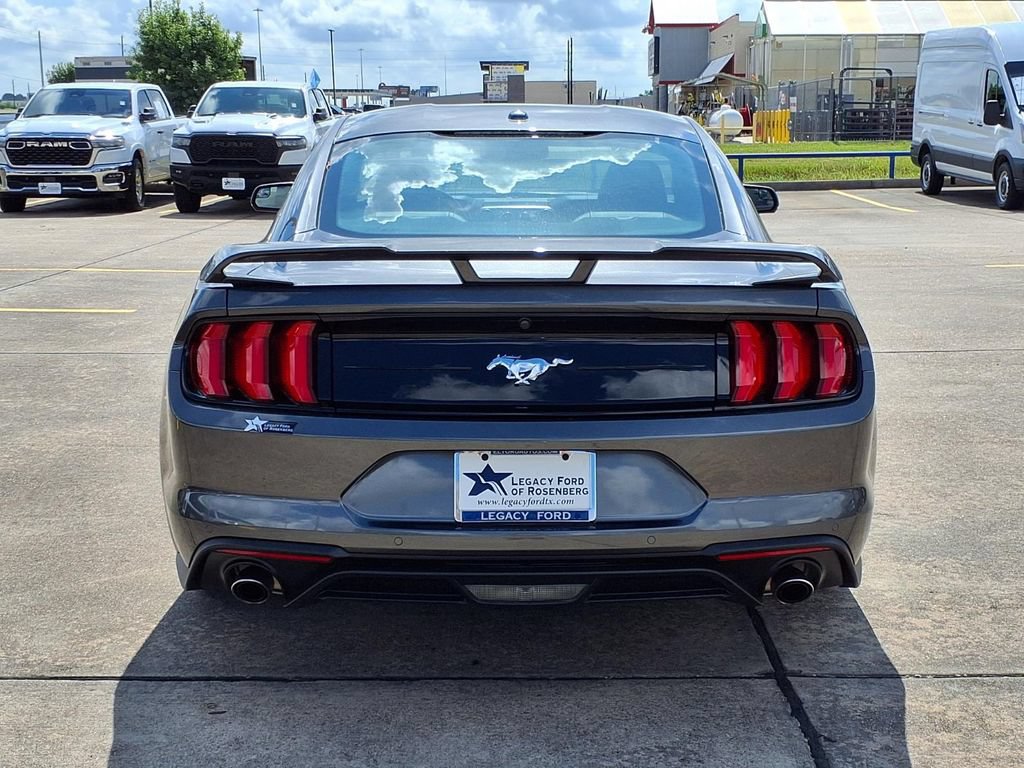 Used 2018 Ford Mustang Premium w/ Ecoboost Performance Package RWD image 5