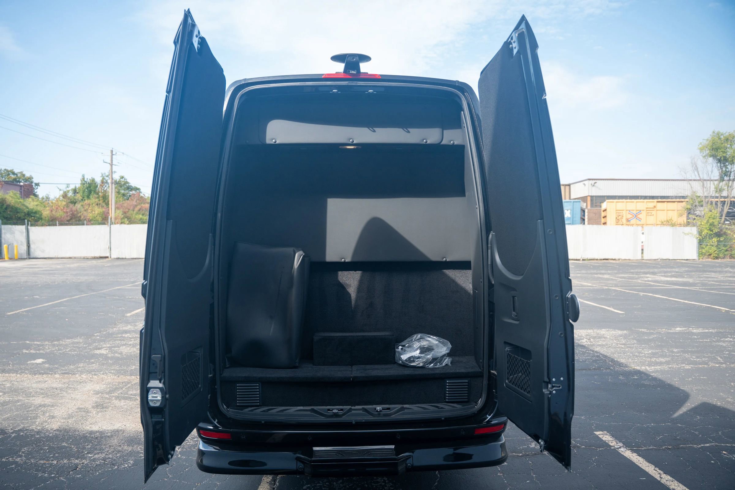 Used 2024 Mercedes-Benz Sprinter 3500 image 13