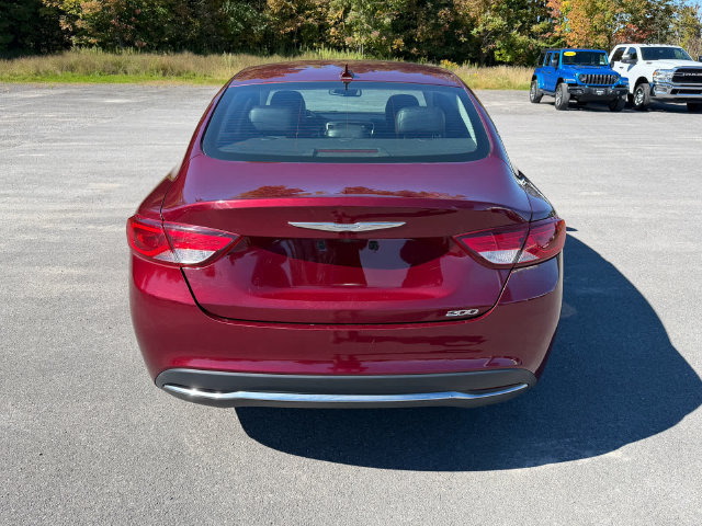 Used 2016 Chrysler 200 Limited Platinum FWD image 4