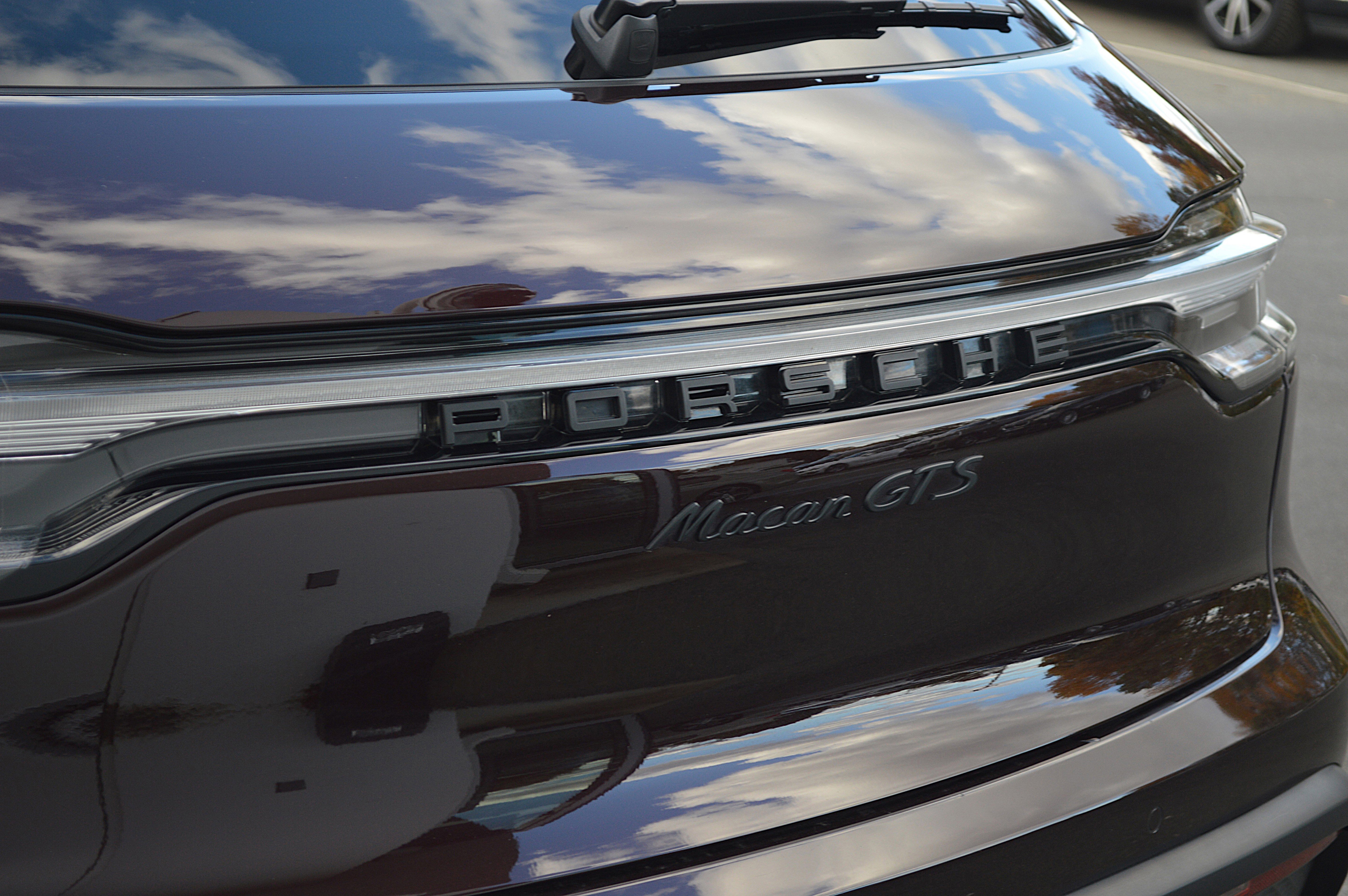 Used 2023 Porsche Macan GTS image 8