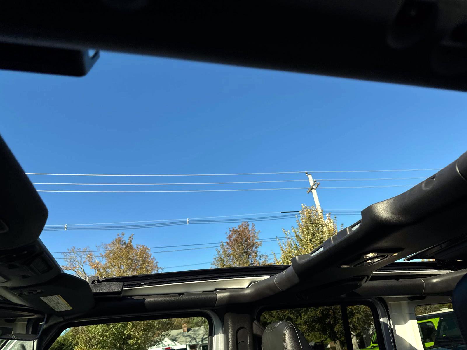 Used 2022 Jeep Wrangler Unlimited Sahara w/ Cold Weather Group image 8