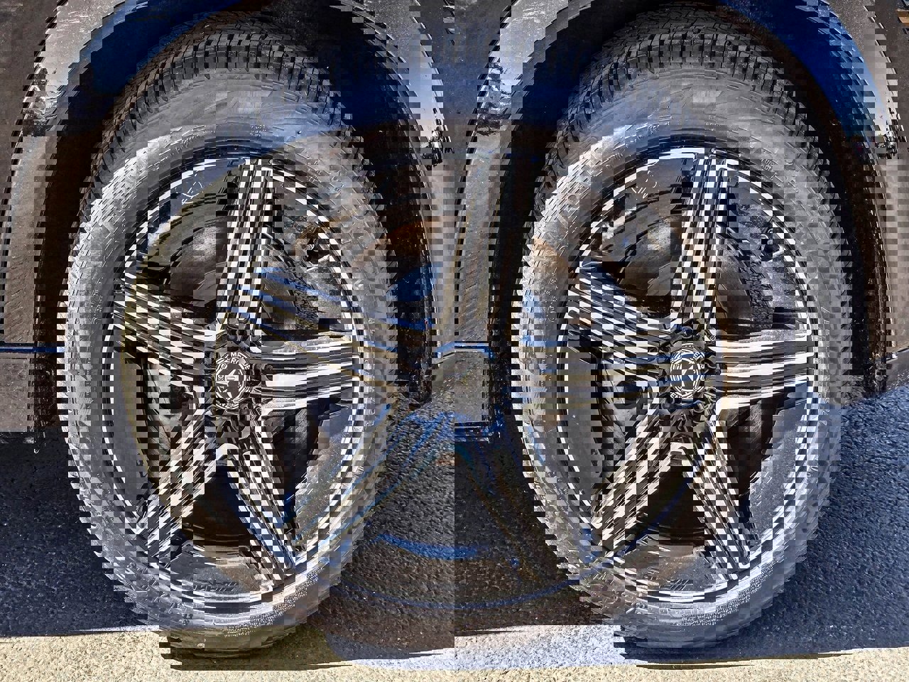 New 2025 Mercedes-Benz GLE 450 4MATIC image 9