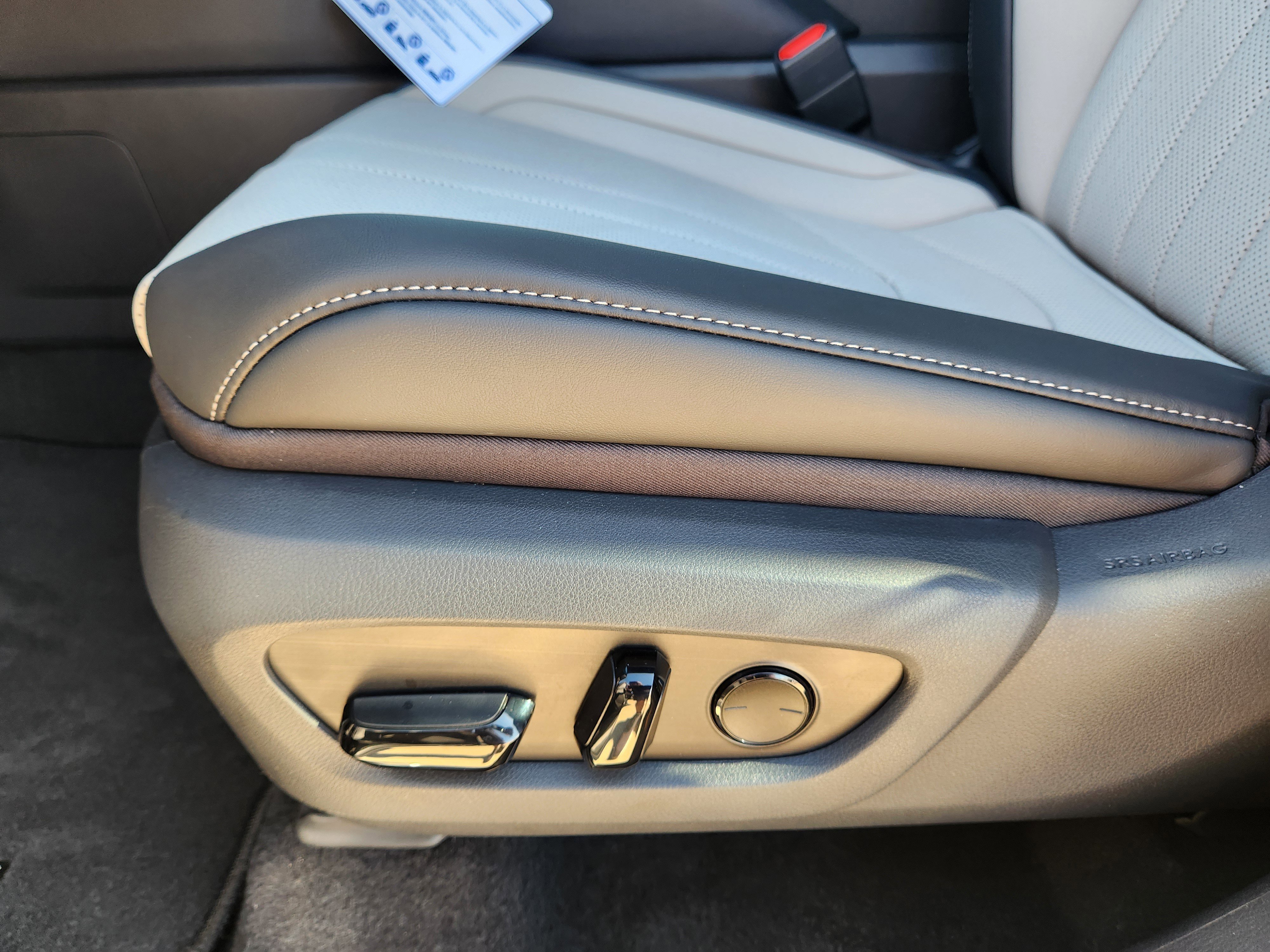 New 2026 Lexus TX 500h AWD image 17