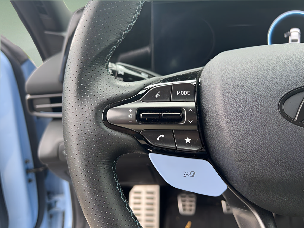 Certified 2025 Hyundai Elantra N FWD image 23