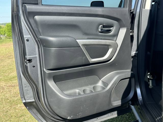Certified 2024 Nissan Titan SV w/ SV Convenience Package AWD/4WD image 22