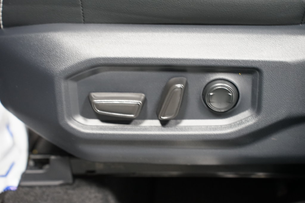 New 2026 Toyota Tundra Limited AWD/4WD image 36