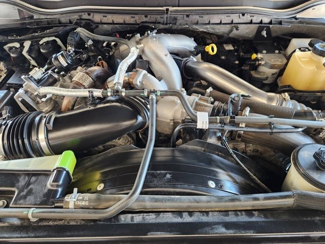 Used 2021 Ford F450 Platinum w/ FX4 Off-Road Package image 34