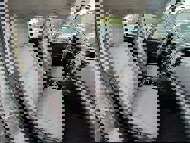 Used 2015 Honda CR-V LX image 17