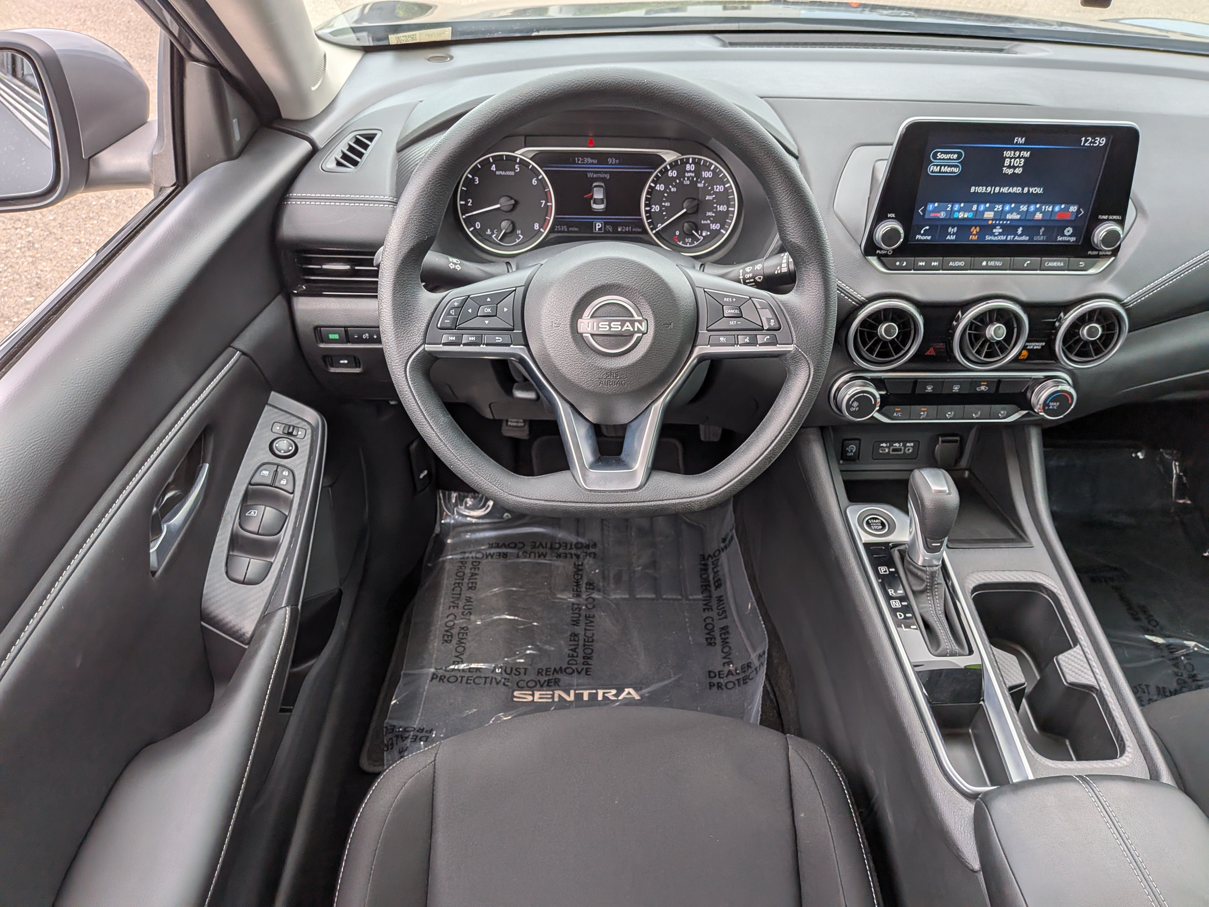 Used 2025 Nissan Sentra SV FWD image 18