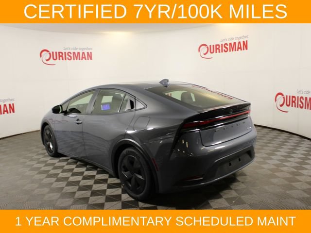 Used 2025 Toyota Prius LE FWD image 5