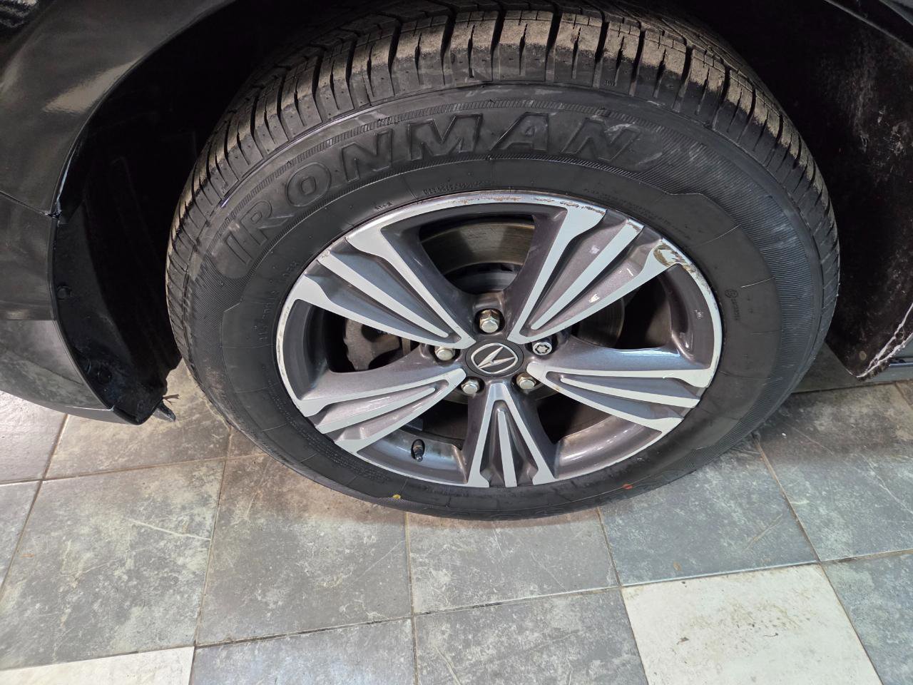 Used 2017 Acura MDX SH-AWD 4D SUV image 29