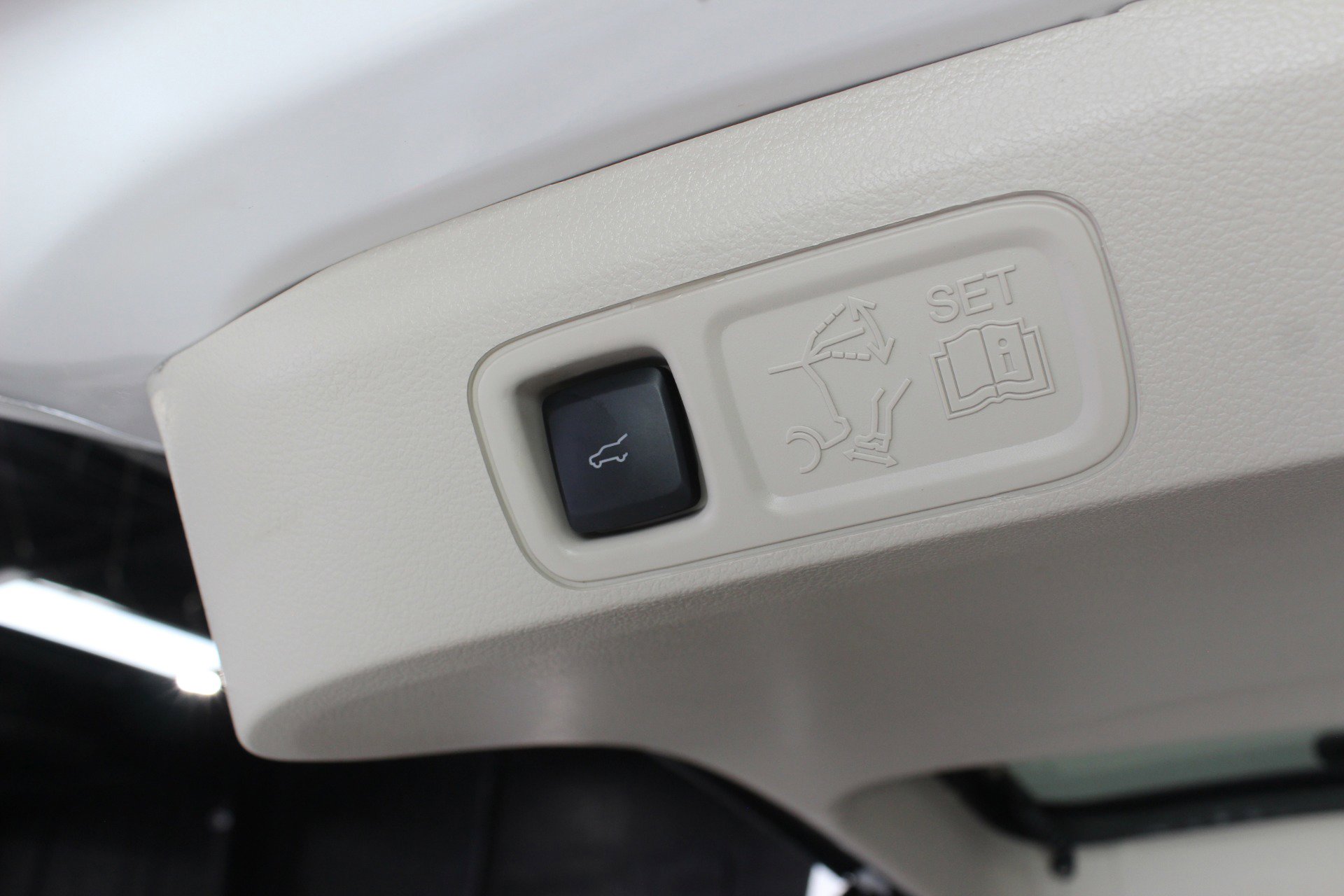 Used 2021 Lincoln Navigator Reserve w/ Luxury Package image 79