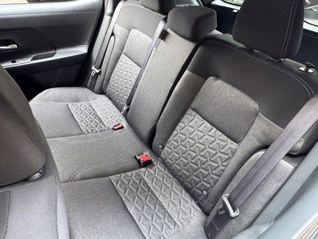 New 2025 Nissan Kicks SV image 18