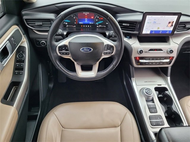 Used 2023 Ford Explorer XLT w/ Equipment Group 202A image 15