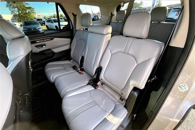 Used 2023 Honda Pilot EX-L image 19