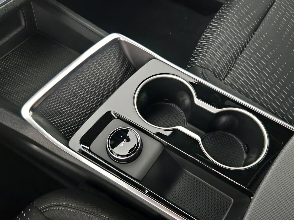 New 2026 Chevrolet Equinox LT w/ LPO, Floor Liner Package image 19