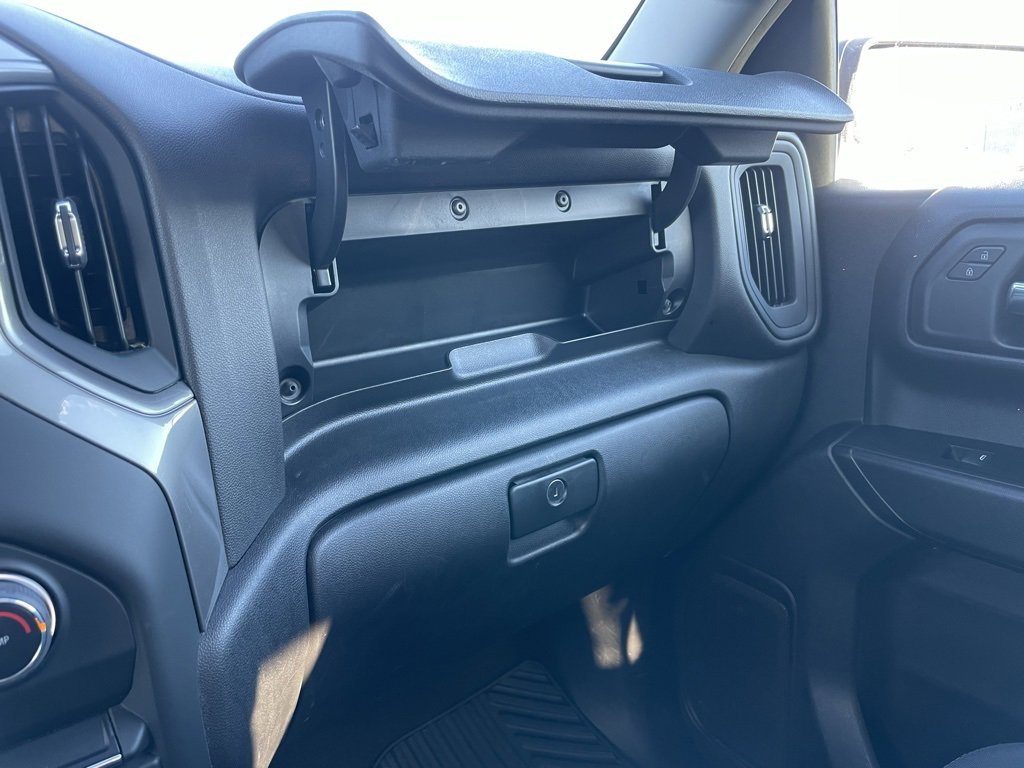 Used 2023 Chevrolet Silverado 1500 Custom image 52