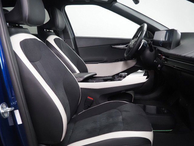 Used 2023 Kia EV6 GT-Line w/ GT-Line Suede Seat Package image 15