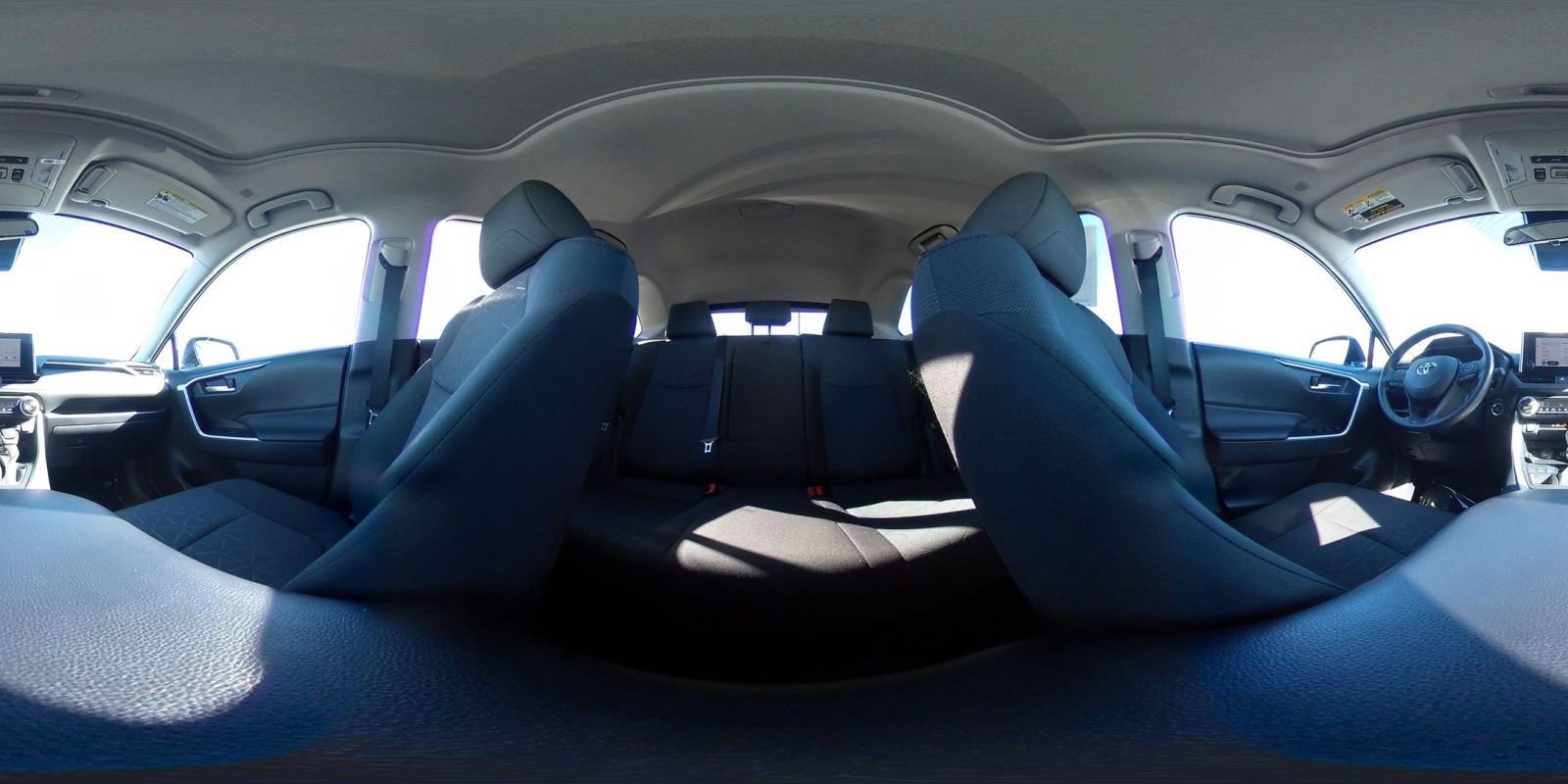 Used 2025 Toyota RAV4 XLE image 42