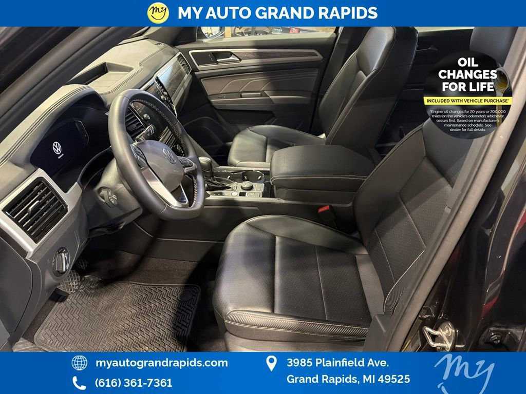 Used 2022 Volkswagen Atlas Cross Sport SE image 15